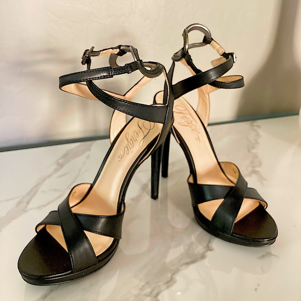 Fergie Naima Sandal Heart Strappy Heels Black SZ 7M BRAND NEW!!!